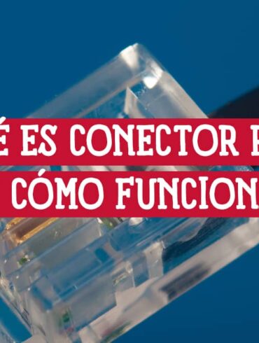 Primer plano de un conector RJ11, usado para conexiones telefónicas. Aprende cómo funciona.